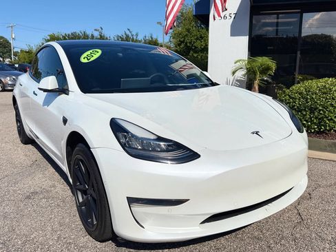 Used 2019 Tesla Model 3 Standard Range Plus RWD image 13