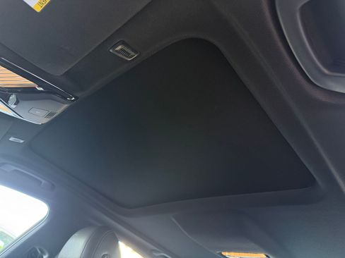 Used 2018 BMW 530i RWD image 15