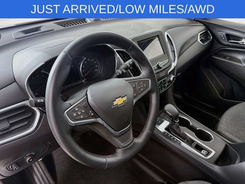 Used 2024 Chevrolet Equinox LT AWD/4WD image 9