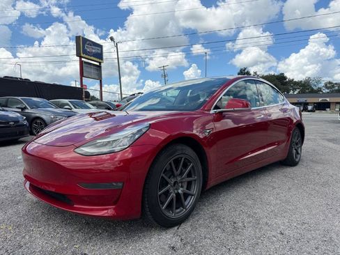 Used 2019 Tesla Model 3 Standard Range Plus RWD image 1