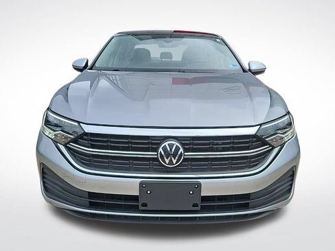 Used 2024 Volkswagen Jetta SE FWD image 8