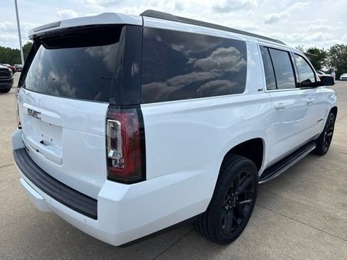Used 2019 GMC Yukon XL SLT AWD/4WD image 6
