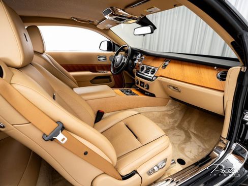 Used 2015 Rolls-Royce Wraith RWD image 41