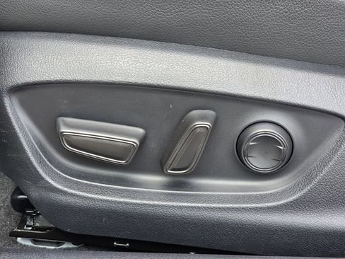 Used 2024 Toyota Camry SE FWD image 27