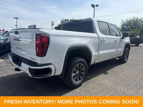Used 2024 GMC Sierra 1500 AT4 w/ AT4 Preferred Package AWD/4WD image 2