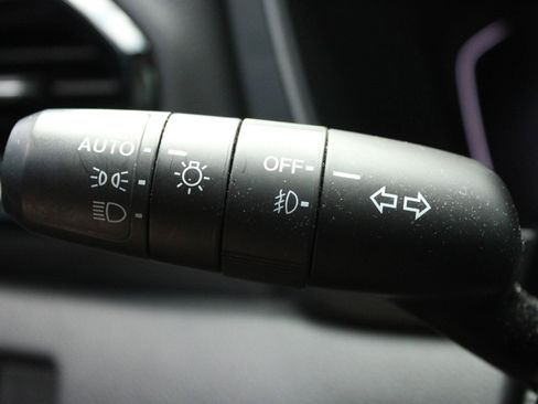 Used 2025 Honda Pilot TrailSport image 38