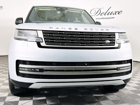 Used 2024 Land Rover Range Rover SE AWD/4WD image 29