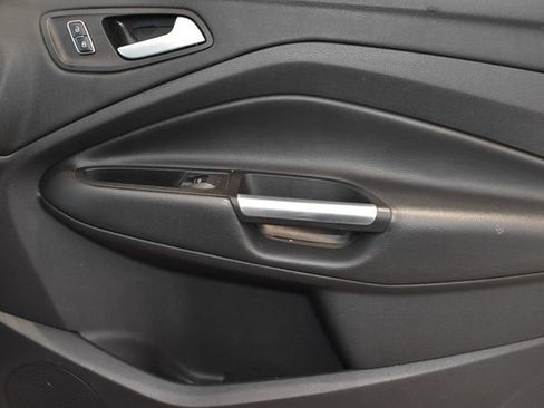 Used 2015 Ford Escape SE FWD image 11