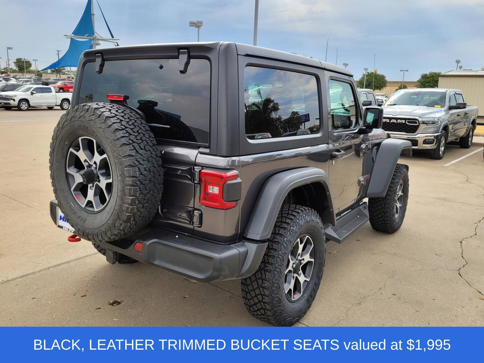 Used 2022 Jeep Wrangler Rubicon AWD/4WD image 4