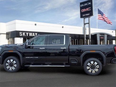 New 2025 GMC Sierra 3500 Denali w/ Technology Package image 8