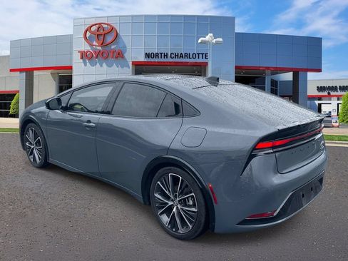Used 2023 Toyota Prius Limited FWD image 6