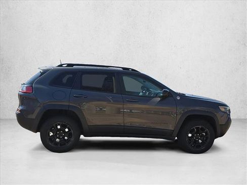 Used 2022 Jeep Cherokee Trailhawk w/ Comfort/Convenience Group image 4