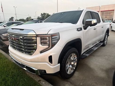 Used 2025 GMC Sierra 1500 Denali AWD/4WD image 1