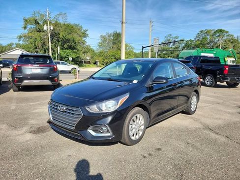 Used 2022 Hyundai Accent FWD image 4