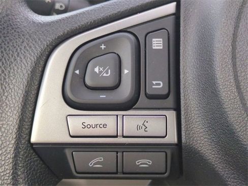 Used 2017 Subaru Forester 2.5i Premium image 25