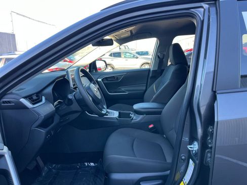 Used 2025 Toyota RAV4 LE image 26