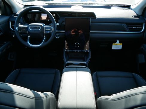 New 2026 GMC Terrain Denali w/ LPO, Black Badging Package image 6