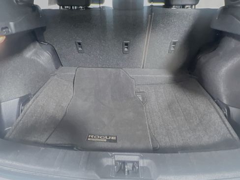 Used 2021 Nissan Rogue Sport S FWD image 33