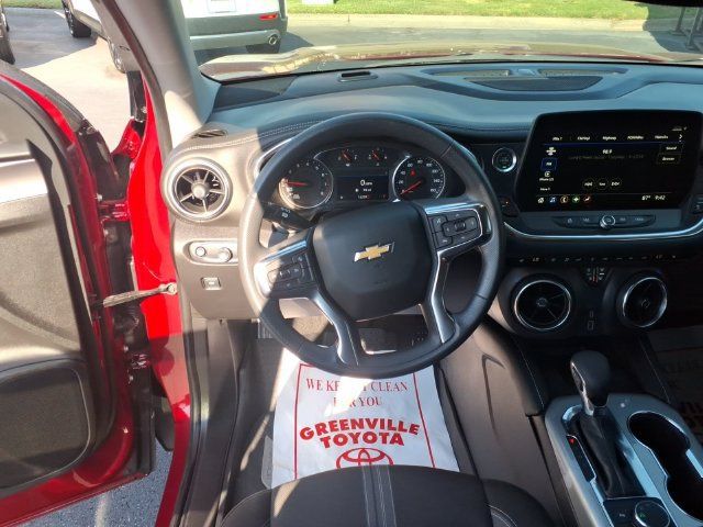 Used 2024 Chevrolet Blazer LT w/ Convenience Package FWD image 12