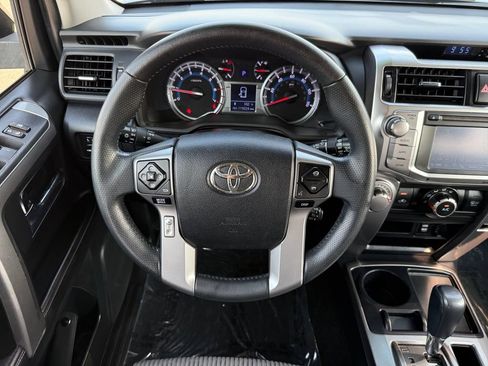 Used 2016 Toyota 4Runner SR5 RWD image 14