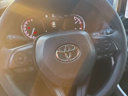 Used 2024 Toyota RAV4 XLE image 9
