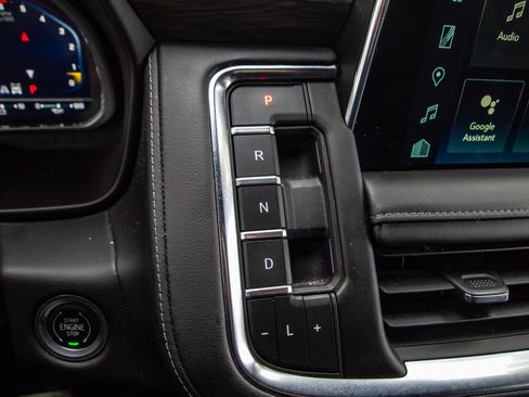 Used 2023 Chevrolet Tahoe LT w/ LT Signature Package AWD/4WD image 19