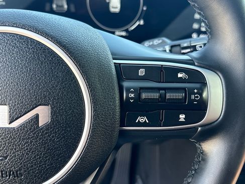 Used 2023 Kia Sportage SX image 17