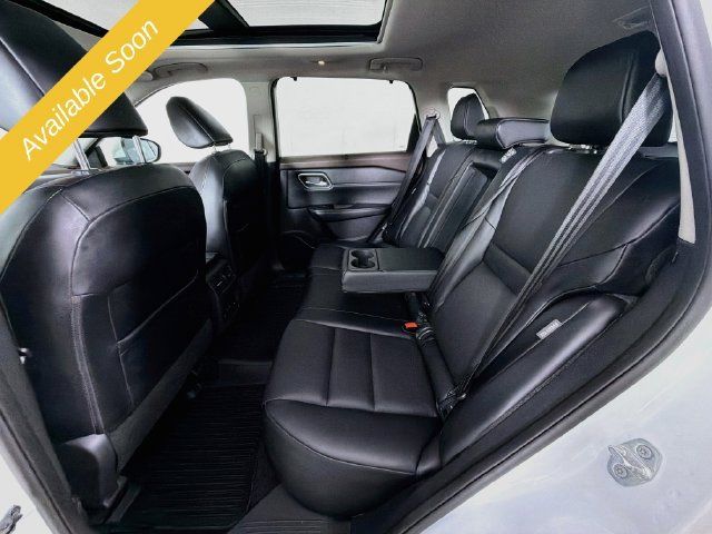 Used 2021 Nissan Rogue SV AWD/4WD image 23