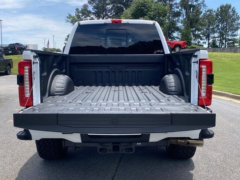 Used 2026 Ford F250 Lariat w/ Black Appearance Package AWD/4WD image 7