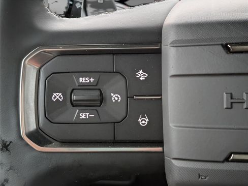 New 2025 GMC Hummer EV 2X image 22