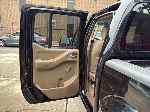 Used 2005 Nissan Frontier SE RWD image 17