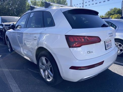 Used 2018 Audi Q5 2.0T Premium AWD/4WD image 2