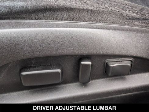 Used 2016 Chevrolet Equinox LT w/ Convenience Package image 17