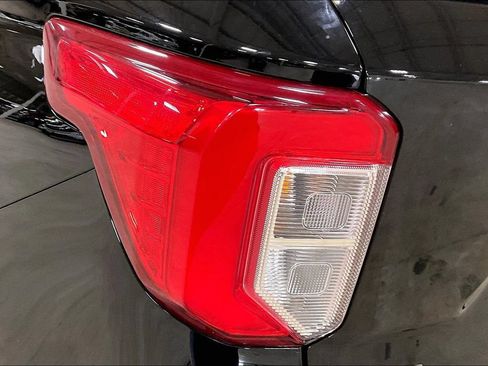 Certified 2023 Ford Explorer XLT w/ Equipment Group 202A AWD/4WD image 28