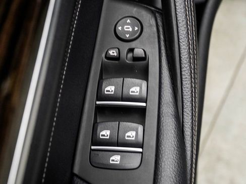 Used 2023 BMW 540i xDrive 540i xDrive w/ Premium Package image 35