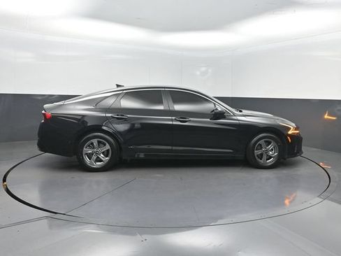 Used 2022 Kia K5 LXS FWD image 29