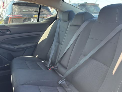 Used 2025 Nissan Altima 2.5 SV FWD image 21