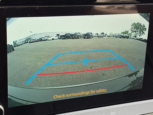 Used 2025 Toyota Prius LE FWD image 14
