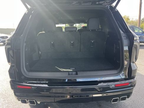 Used 2026 Chevrolet Traverse RS image 22