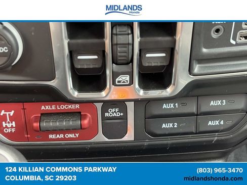 Used 2024 Jeep Gladiator Sport AWD/4WD image 30