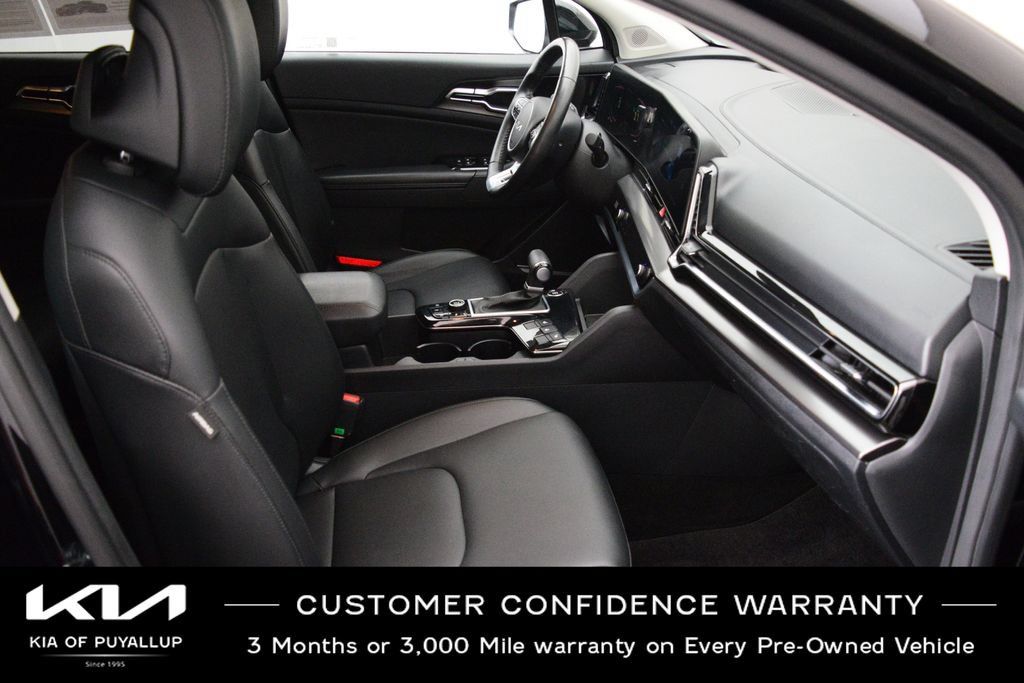 Certified 2023 Kia Sportage EX AWD/4WD image 17