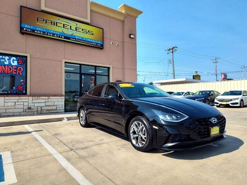 Used 2021 Hyundai Sonata SEL w/ Cargo Package image 3