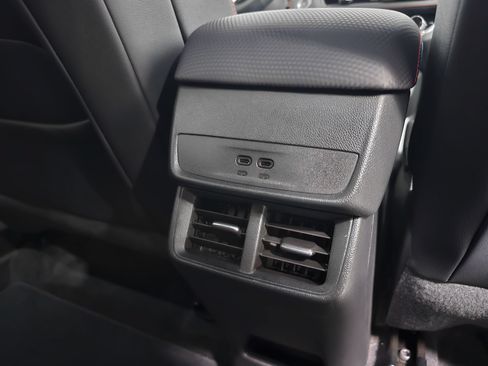 Used 2025 Chevrolet Equinox RS w/ Safety and Technology Package FWD image 21