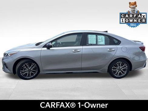 Used 2023 Kia Forte GT-Line w/ GT-Line Premium Package FWD image 4