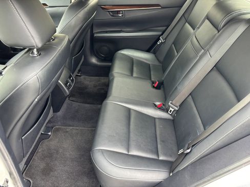 Used 2013 Lexus ES 350 image 12