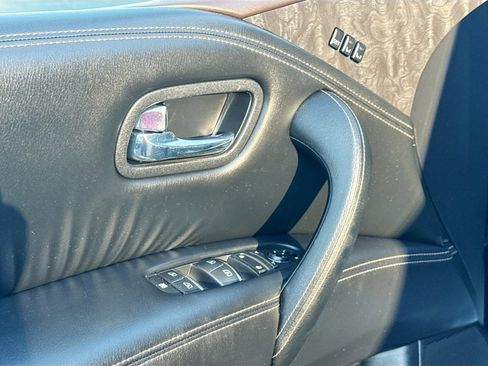 Used 2023 Nissan Armada Platinum w/ Captain's Chairs Package image 18