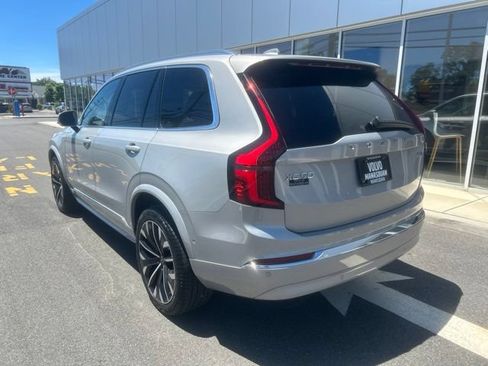 Certified 2025 Volvo XC90 B6 Plus AWD/4WD image 3