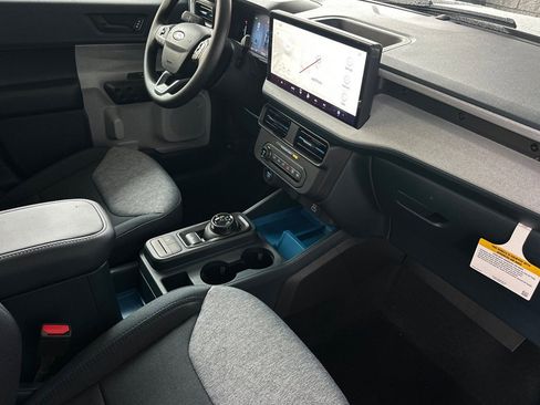 New 2026 Ford Maverick XLT image 14