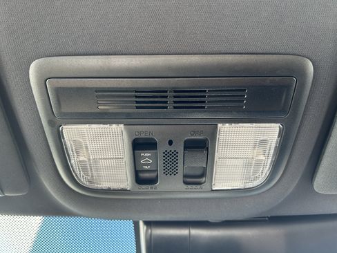 Used 2021 Honda Civic EX image 31