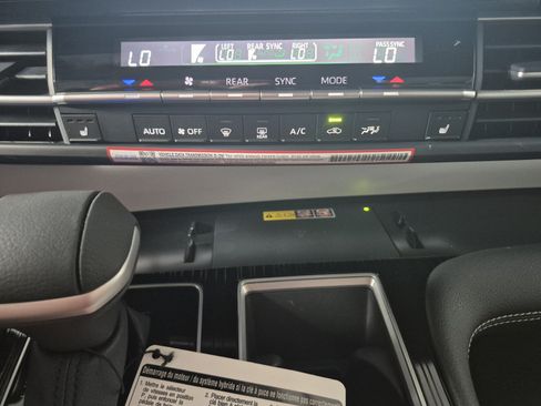 New 2026 Toyota Sienna XSE FWD image 26